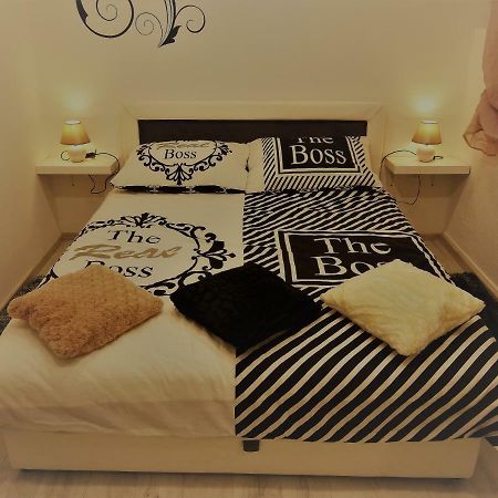 Sweet Dreams Apartment วาราชดีน ภายนอก รูปภาพ